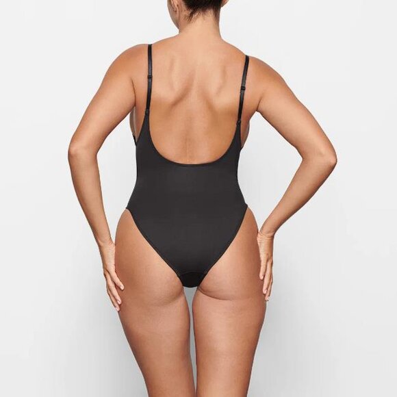 SKIMS Women's Signature Swim Scoop Neck One Piece Size 2X In Onyx - Picture 4 of 13